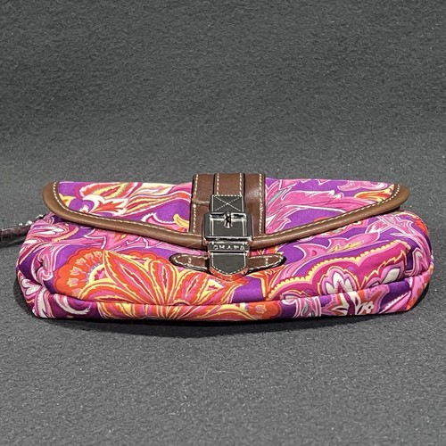 Chaps Floral Wristlet / Clutch - Multi Pocket Wristlet - Detachable Strap Clutch - Picture 4 of 14