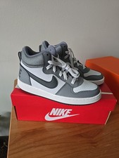Nike Gourt Borough Mid Gs Size 4y