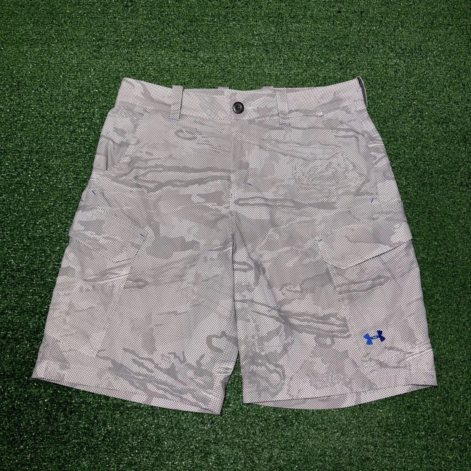 Under Armour CAMO Fish Hunter Cargo Shorts Fishing Golf Stretch Mens Size 32