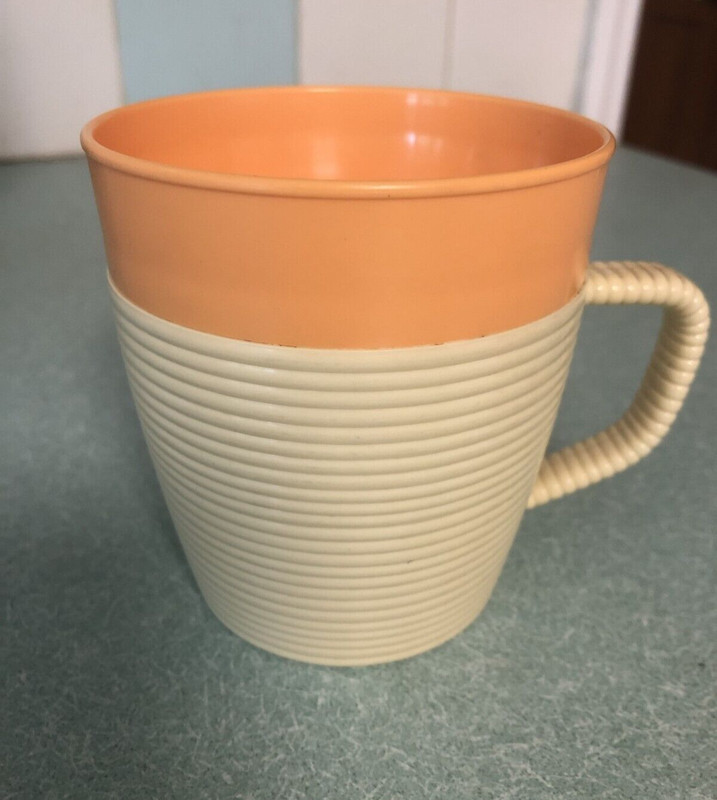 MCM RAFFIA WARE THERMO-TEMP MUG MALLORY RANDALL CORP