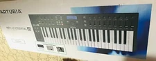 Arturia KeyLab Essential 49 Keyboard Controller