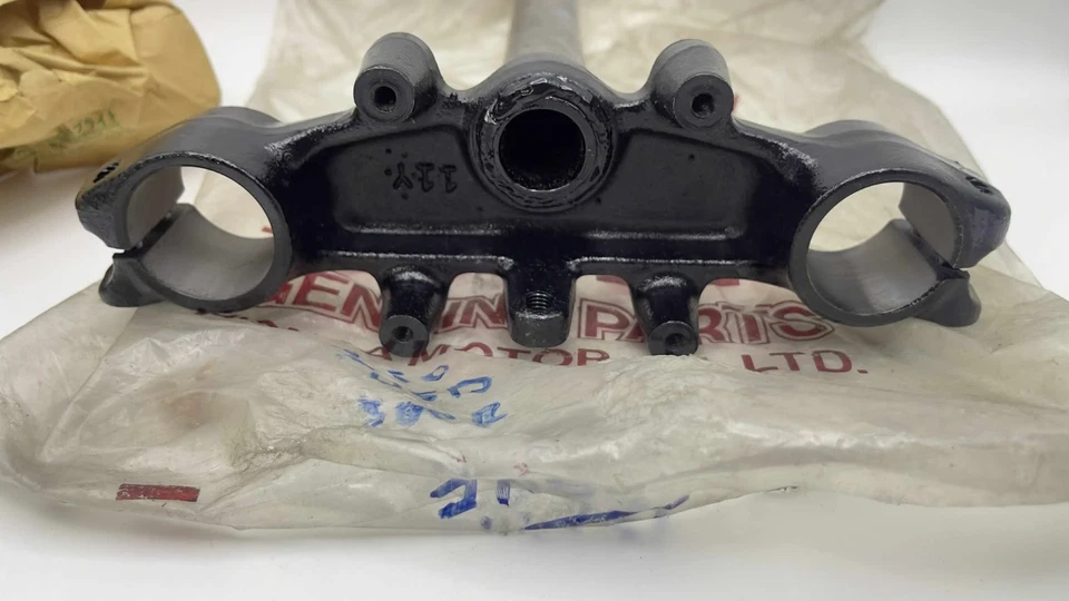 HONDA MTX125 MTX125R,MTX125RW FRONT FORK BRIDGE BELOW&BRIDGE,FORK TOP NOS JAPAN Foto 4 de 4
