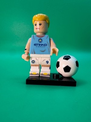 Erling Haaland COLLECTABLE MINI FIGURE Manchester City