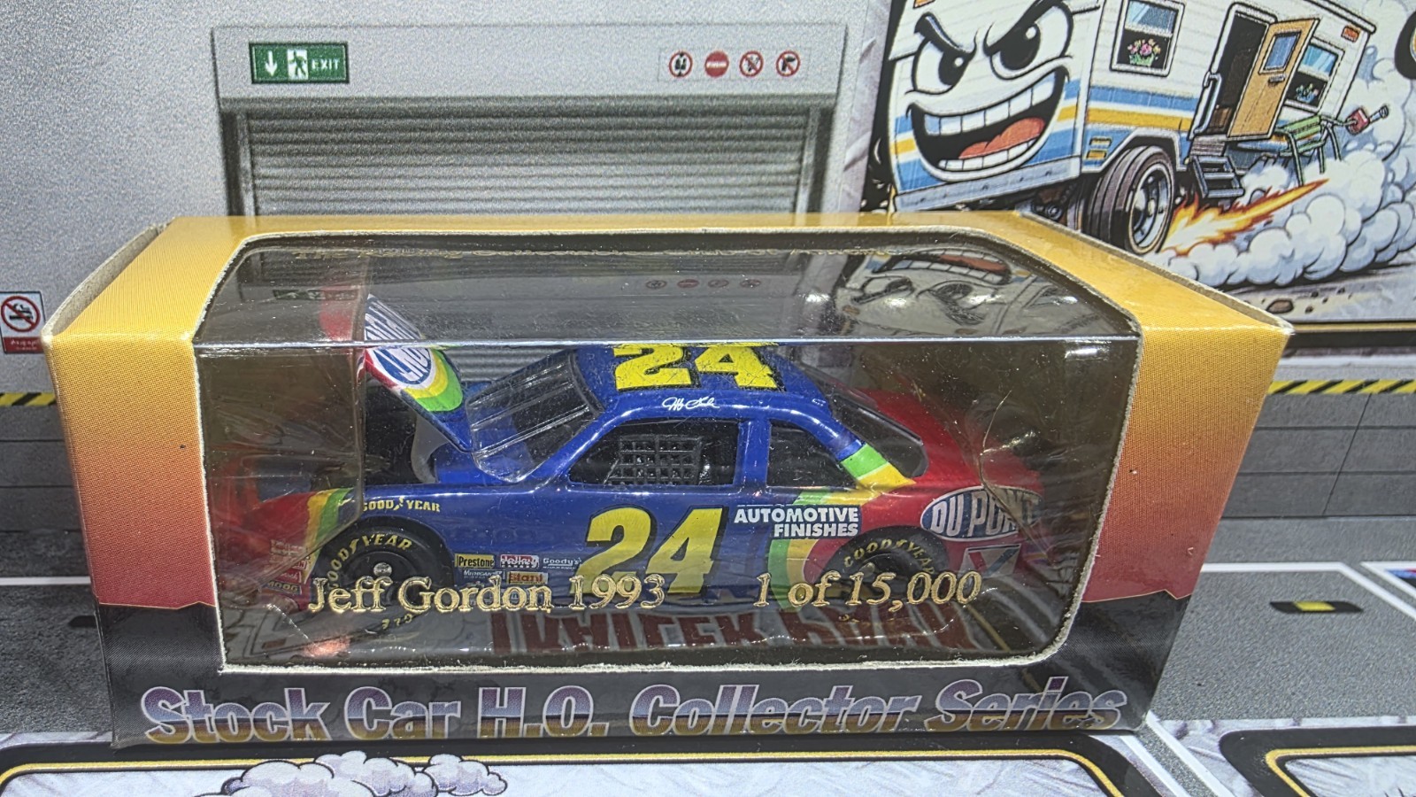 Jeff Gordon #24 Dupont Rookie 1993 Chevrolet Lumina 1:64 RCCA H/O Action
