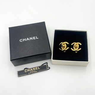 Orecchini Chanel Coco Mark Turn Lock 96P originali incisi con scatola BA020070