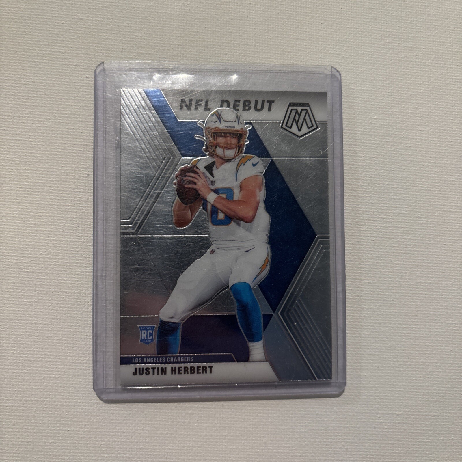 2020 Panini Mosaic - NFL Debut Silver Prizm #263 Justin Herbert (RC)