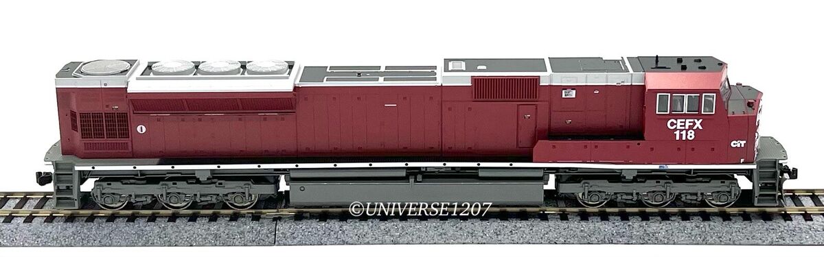 HO Scale Kato 37-6360 SD90/43MAC Diesel Locomotive CEFX #118 HO Scale Kato 37-6360 SD90/43MAC Diesel Locomotive CEFX #118