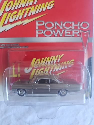 Johnny Lightning 1961 Pontiac Catalina PONCO POWER 1/64 Scale Die Cast Car - Picture 2 of 11