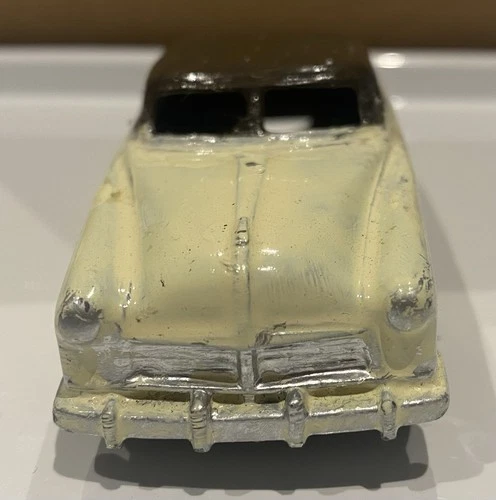 Dinky Toys Hudson Sedan vintage diecast model car