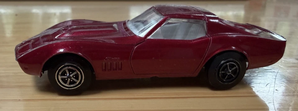 Coche de juguete Corvette Stingray vintage 1969 Kenner tira cremallera púrpura años 70 escala (1:64) Foto 3 de 4