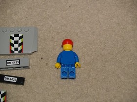 Lego City Dirt Bike Transporter 4433 - replacement pieces & oct066 figure