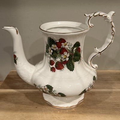 Hammersley Strawberry Ripe Mini Teapot No Lid