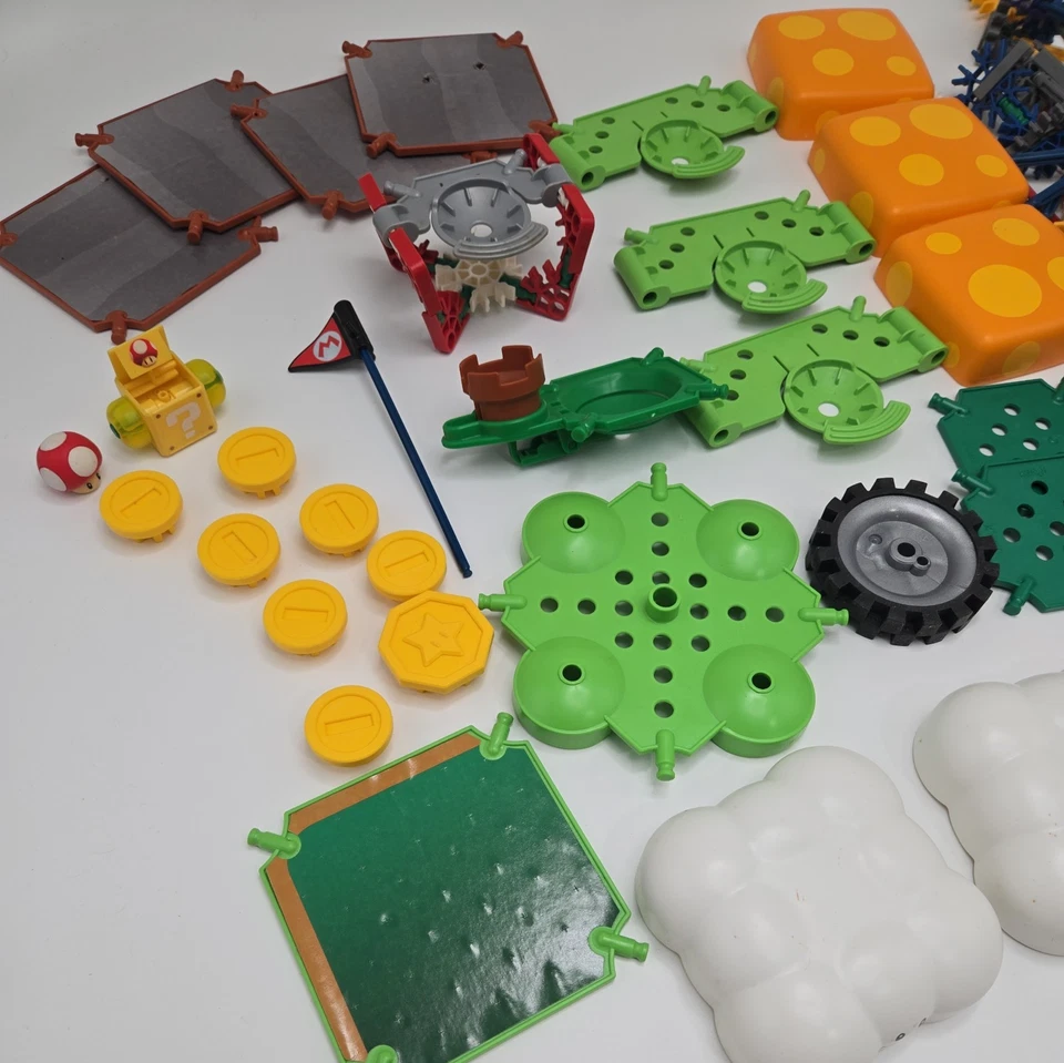 K'NEX Super Mario 3D Land Flying Cloud Building Incomplete Loose set No Box - Image 4 of 4