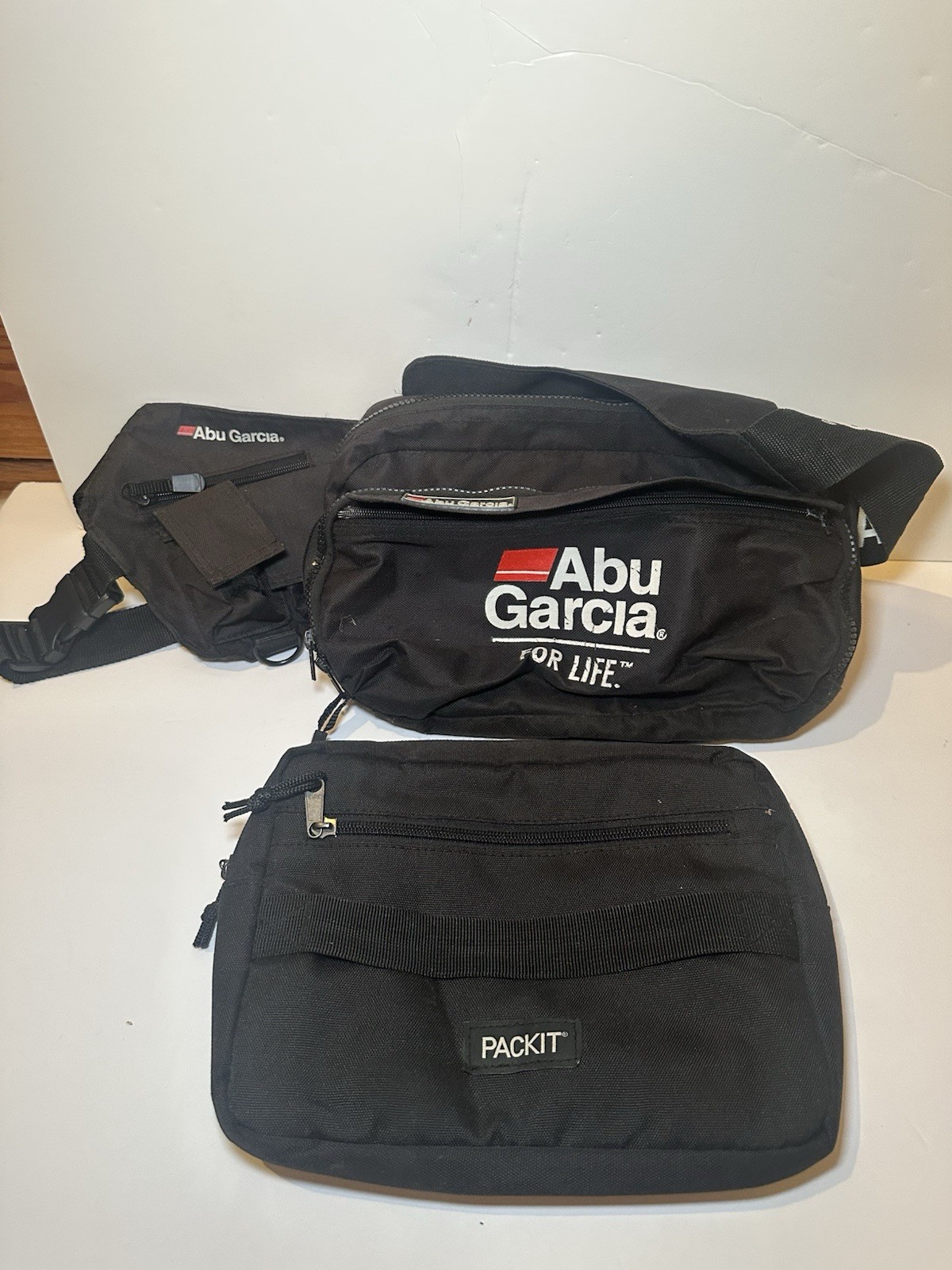 ABU GARCIA Waterproof Fishing Tackle Bag Pockets Waist & Packit Freeze Bag Lot 2