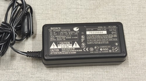 Sony AC-L10A Power Adapter Charger 8.4V - Picture 1 of 5