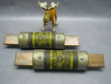 Cefco 200 Amp Fuse 250V (used) Lot of 2