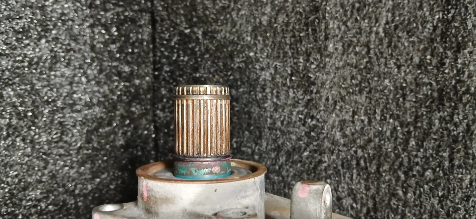 Caixa de transferência Chevrolet Equinox gasolina 1.5 L 84453401 2018 2020 - Imagem 3 de 4