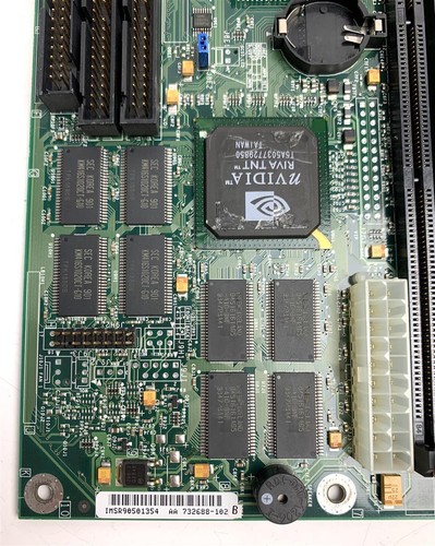 Vintage Intel Mainboard SR440BX (Sun River) - ISA PCI SDRAM mATX Slot 1 -Defekt - Afbeelding 3 van 4