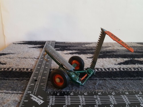New Idea Sickle Mower 1/16 Diecast Farm Implement Replica Collectible by Topping - Picture 8 of 8