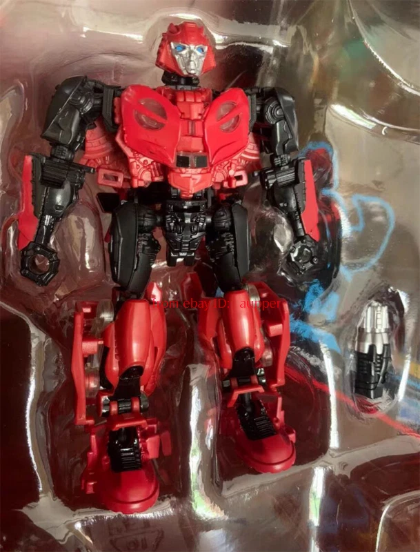 Perfect Takaratomy Studio Series Ss-64 Cliffjumper Action Figure In Stock New - Image 3 of 4