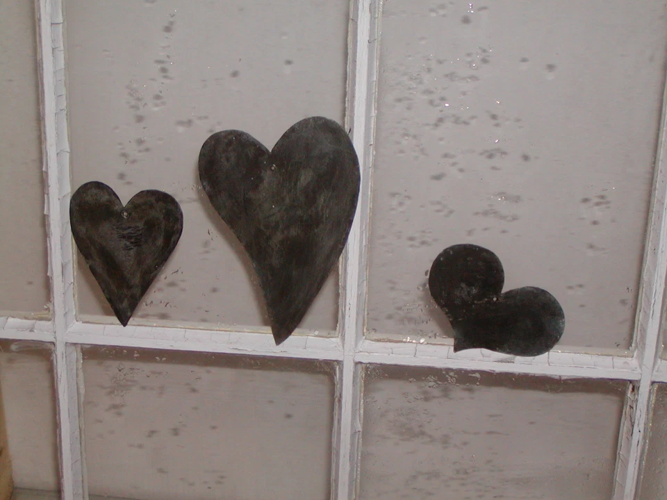 Primitive Early 18th~19th Century Style 3 Tin Heart Quilting Template Patterns - Image 2 of 4