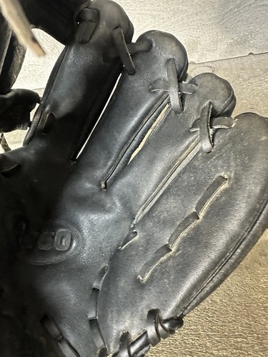 Wilson A450 11,5 Zoll Jugend Baseball Handschuh RH Throw schwarz Leder - Bild 10 von 10
