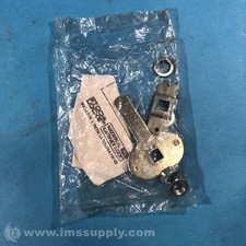 National Cabinet Lock C8756 3 Point Latch Plate FNFP