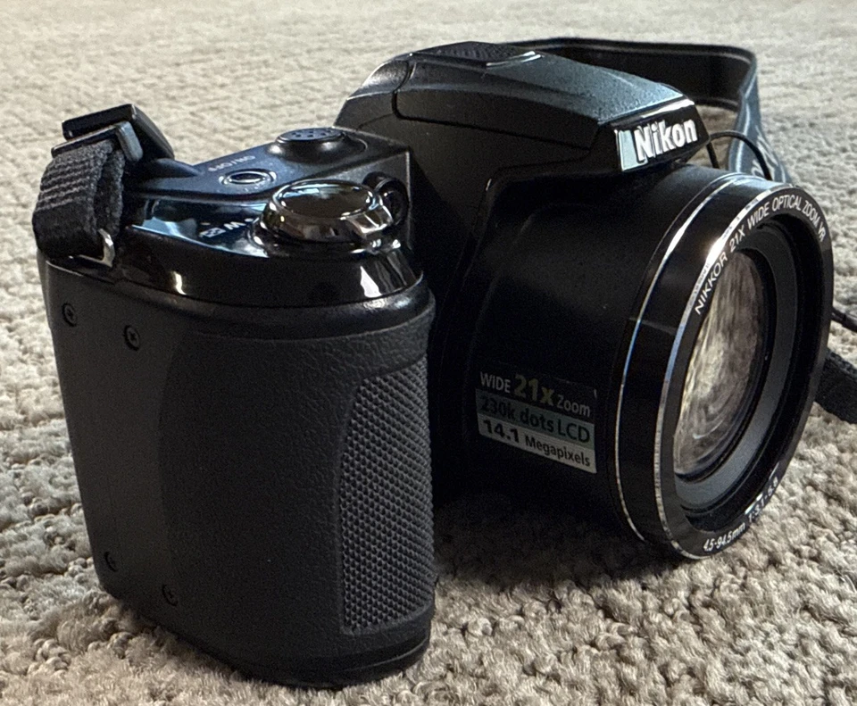 Nikon Coolpix L310 14.1MP Digital Camera with 21x Optical Zoom Black w SD & Bag - Image 4 of 4
