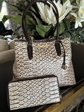 Brahmin Vintage Joan Tote W/matching Skyler Wallet EUC In Pearl Dogwood