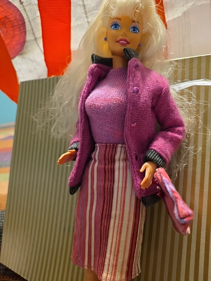 卓越手工连衣裙适用于 Mod 芭比娃娃和类似尺寸的娃娃 - L@@K — 第 4/4 张图片