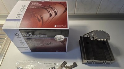 Noctua NH-C14S CPU-Lüfter mit Kühlkörper - 140mm incl. 2 tem Lüfter
