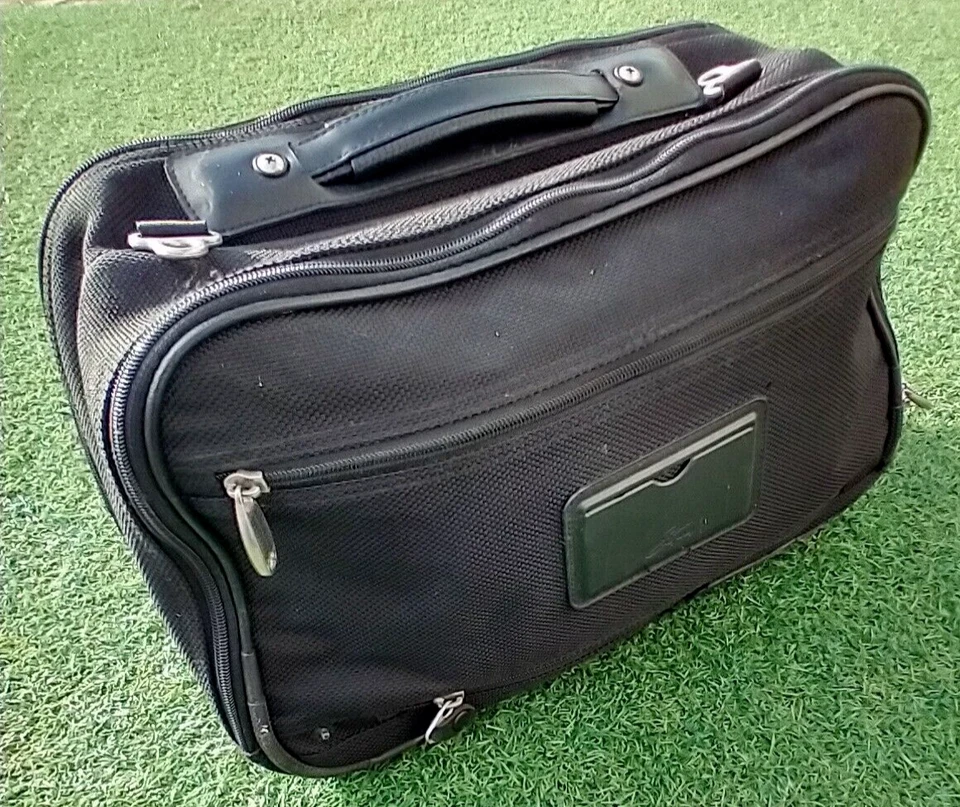 SKYWAY 携带行李电脑笔记本电脑旅行包 18 件套黑色 — 第 4/4 张图片