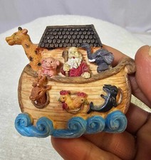 vtg noahs ark fridge magnet w/ santa ceramic- A12