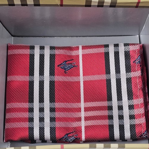 Vintage Burberry Handkerchief Pocket Square Cufflink Set Red Plaid - Picture 5 of 6