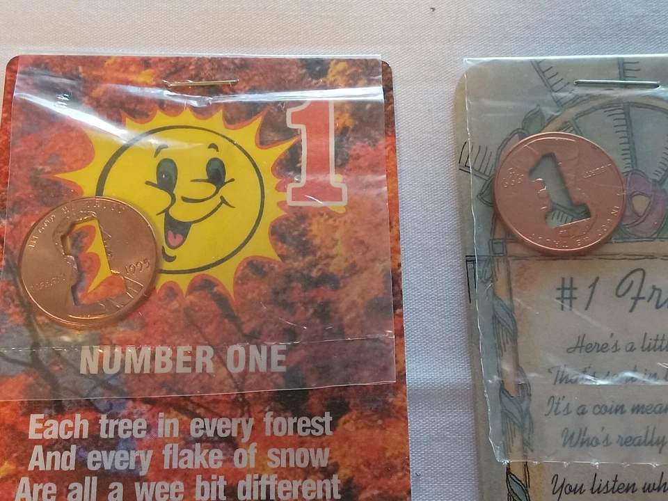 1990s #1 penny cutout Bookmark, friendship, pocket penny, bookmark, inspiration Foto 3 de 4