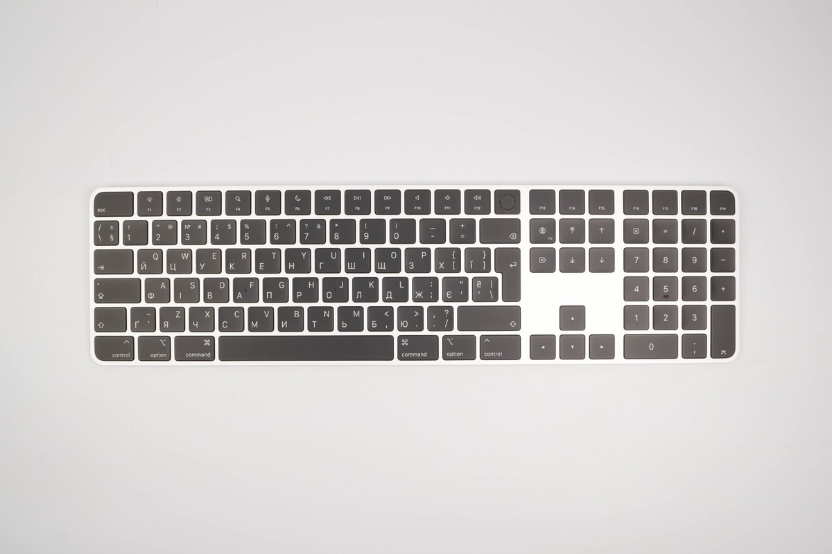 新品同様 ブラック USB-C Touch ID Magic Keyboard Jetzt einzeln in Schwarz erhältlich: Magic Keyboard mit Touch ID