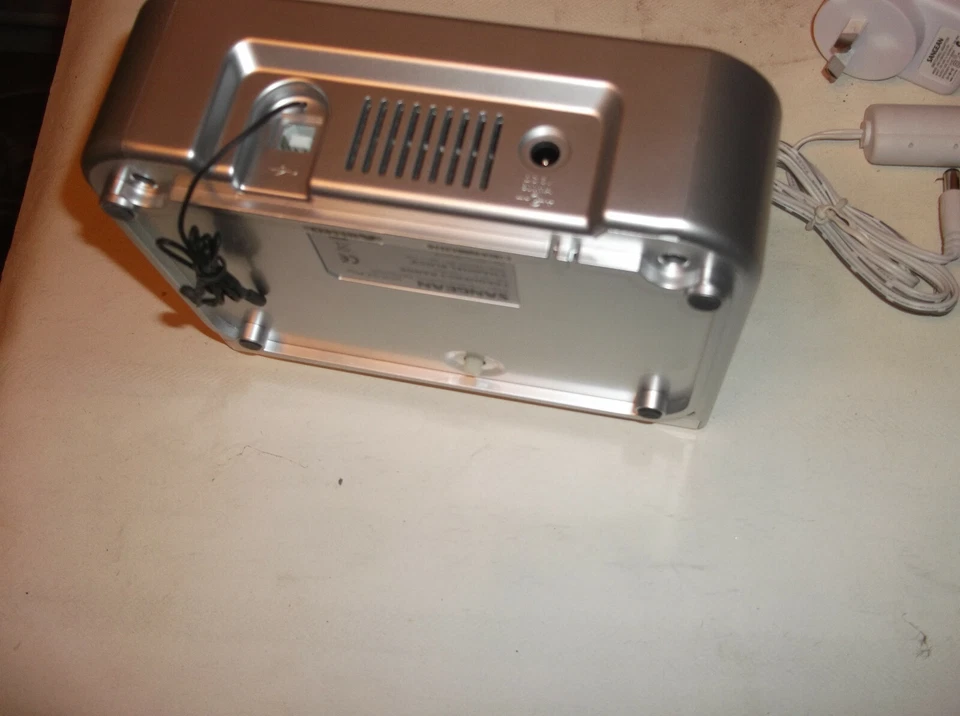 Sangean DCR-89+ DAB+/FM Digital Clock Radio - Image 3 of 4