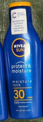 Nivea Sun Protect & Moisture Moisture Lock Sonnenlotion High SPF30 200ml