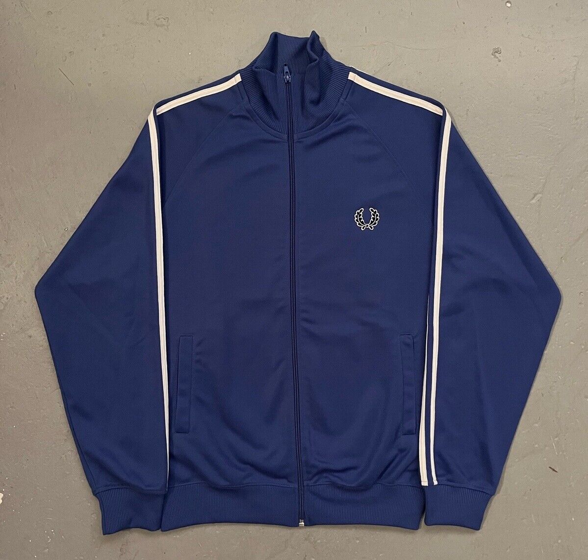Fred Perry Twin Taped Full Zip Track Jacket EUC NWOT? Men's Fred Perry Twin Taped Full Zip Track Jacket EUC NWOT? Men's