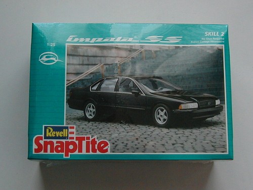 1998 Revell Monogram 1994 Chevy Impala SS Car Model Kit Kits 1/25 Scale MISB