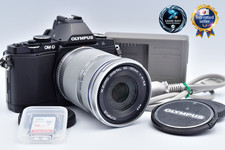     Near Mint Olympus OM-D E-M5 Black Body/40-150mm 1:4-5.6 Lens Silver From