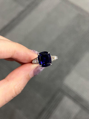 4.60Ct Natural Blue Sapphire & Diamond, Cushion Cut 18K White gold Wedding Ring