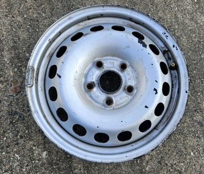 1x orig. Stahlfelge VW Caddy III 2K 15 Zoll 6Jx15 ET47 2K0601027
