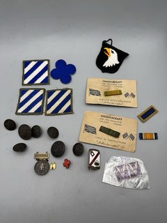 WW2 US Army Patch Pin Button Ribbon Lot Insignia DUI