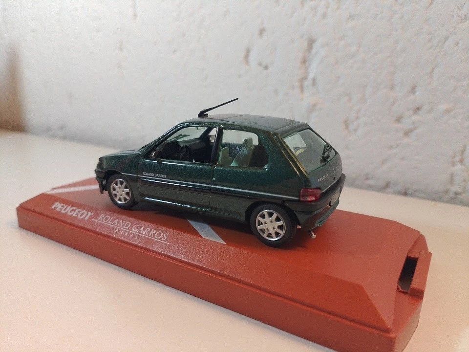 Peugeot 106 Roland Garros Paris 1/43 Vitesse Limited Edition - Immagine 4 di 4