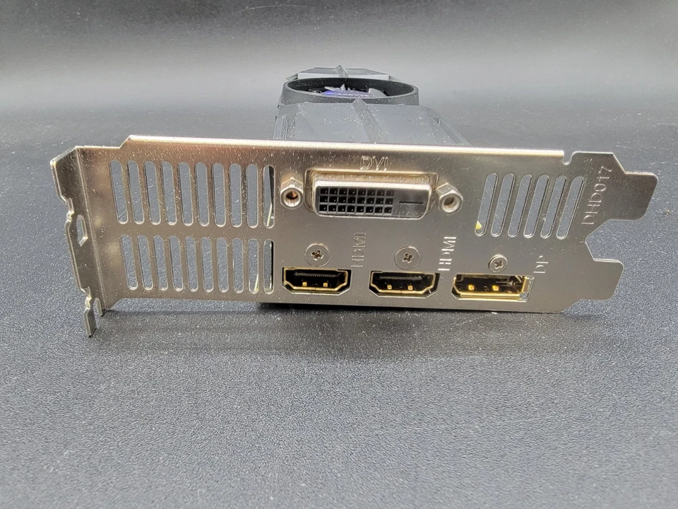 GIGABYTE GeForce GTX 1050 2GB GDDR5 GPU GV-N1050OC-2GL - Image 2 of 4