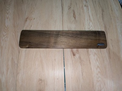 keychron walnut wood palmrest