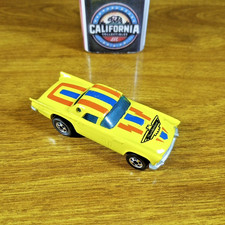 Hot Wheels Vintage 57 T-bird Porthole Yellow Bw Blackwall Hong Kong 1978 Ford Hot Wheels Vintage 57 T-bird Porthole Yellow Bw Blackwall Hong Kong 1978 Ford