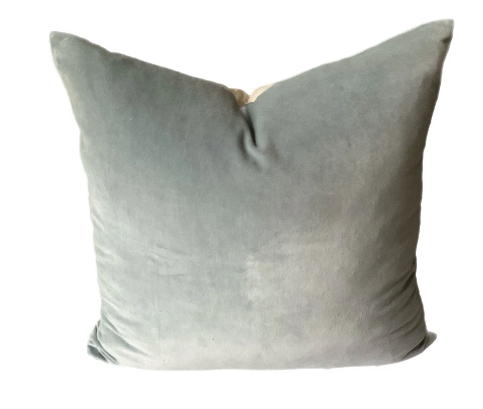 Funda de almohada Brunschwig & Fils vintage floral azul con respaldo de terciopelo usada en excelente estado Foto 3 de 3