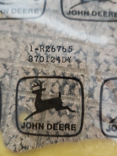 R26765 Scarpa freno John Deere - NOS parte originale OEM JD - Foto 2 di 2